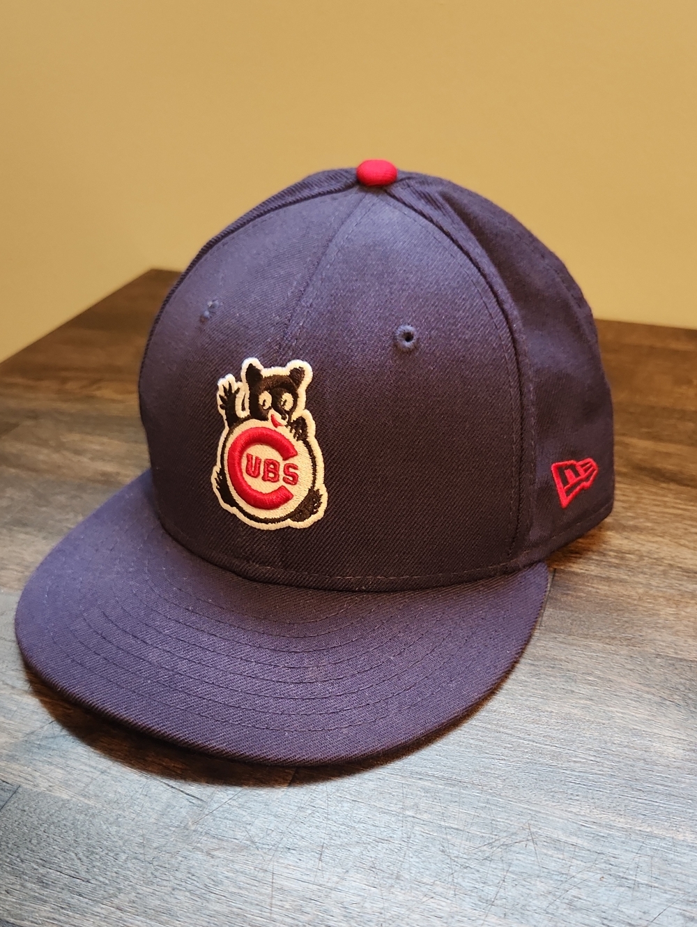 New Era Navy 59FIFTY Fitted Size 7 Waving Bear Chicago Cubs MLB Hat